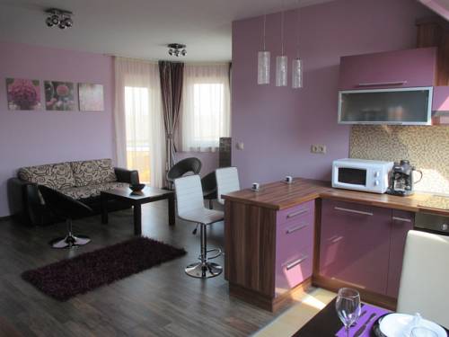 Hungary Booking.com
