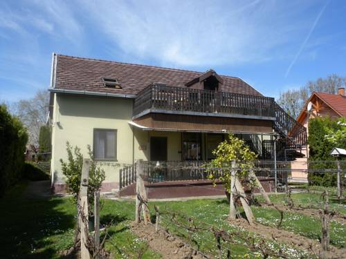 Hungary Booking.com