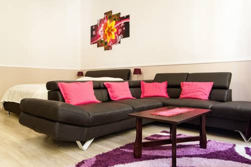 Hungary Booking.com