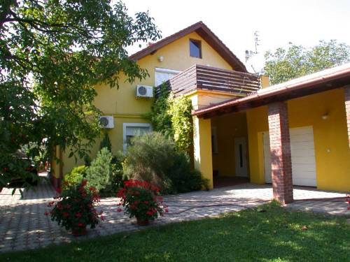 Hungary Booking.com