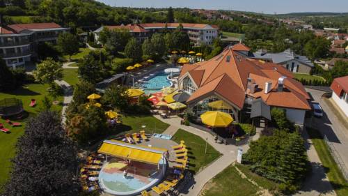 Alsópáhok Hungary Promo Code Booking.com